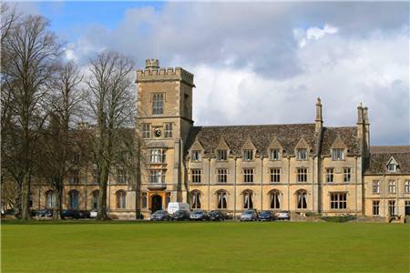 英国留学好找男朋友吗，英国留学好找男朋友吗知乎