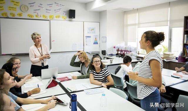 高中出国留学澳洲费用，澳洲高中留学费用一年多少钱