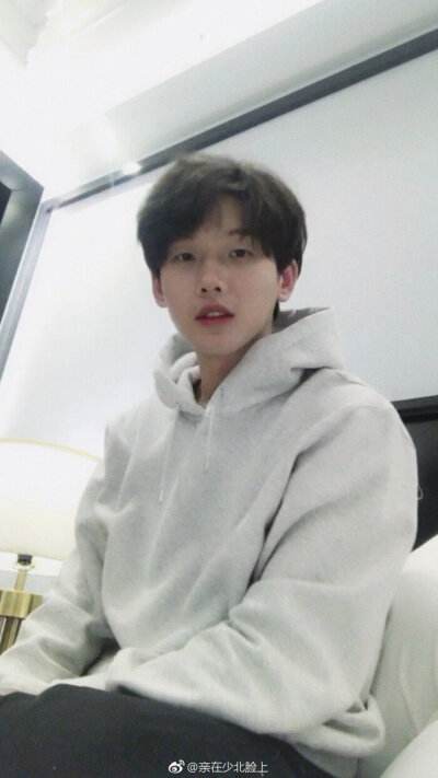 花少北女朋友，花少北女朋友微博