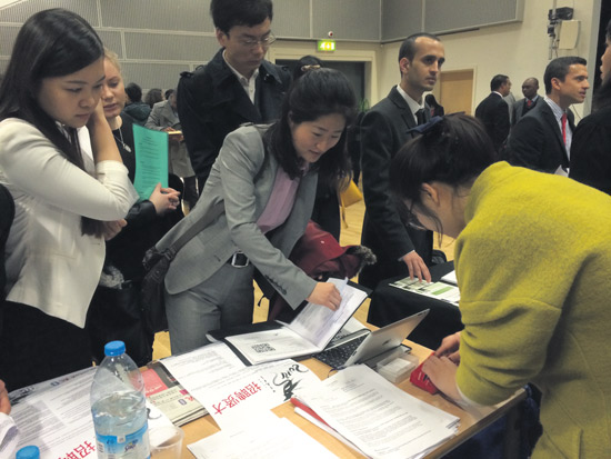 海外留学生招聘网，海外留学生招聘网站