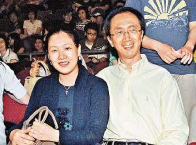 梁锦松前妻，梁锦松有前妻吗?