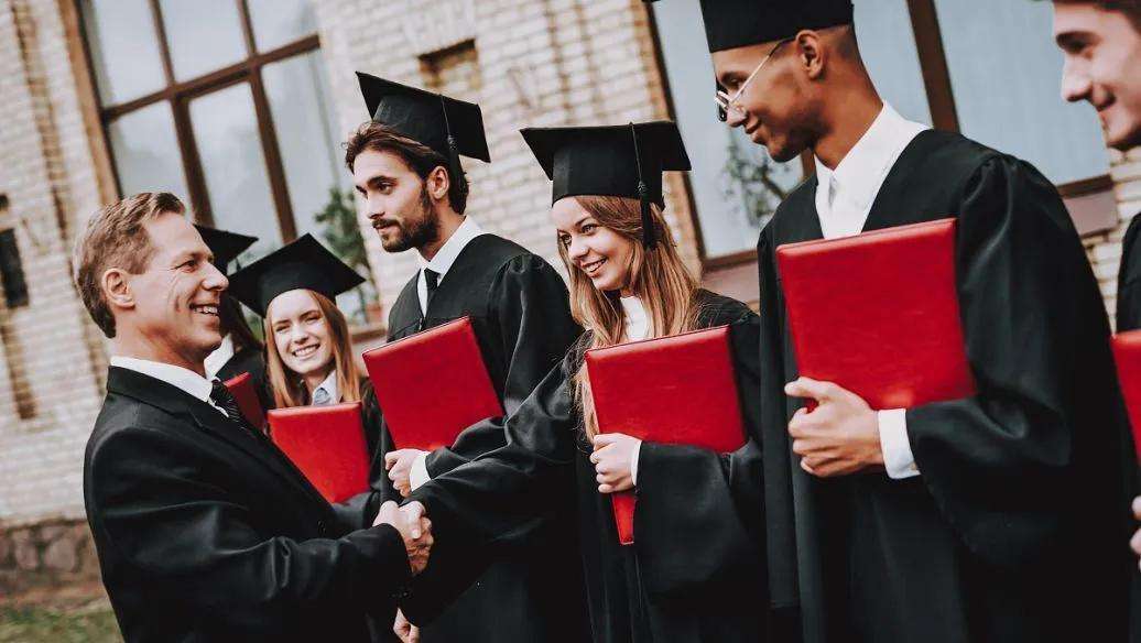 青岛留学中介，青岛留学中介哪家好