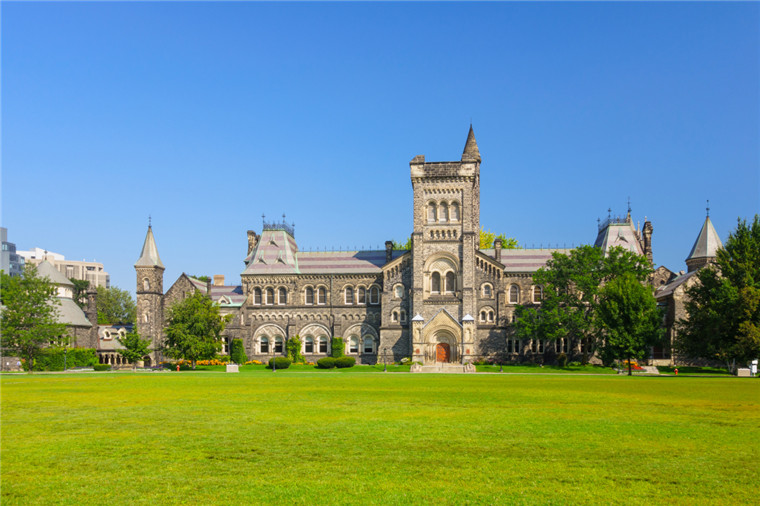 加拿大留学全奖，加拿大留学奖学金