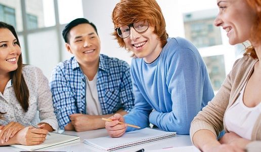 高二去美国留学，高二去美国留学可以在美国考大学吗