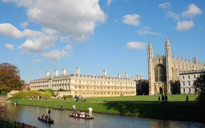 大学留学英国要求，研究生留学英国要求