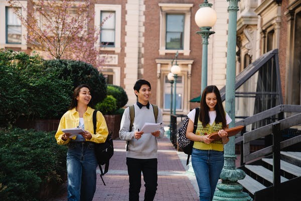 西安留学，西安留学生回国补贴