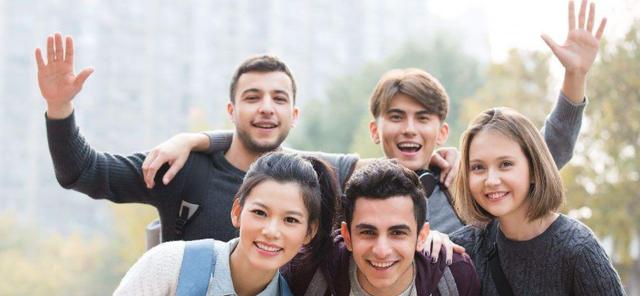 留学生回国就业前景，留学生硕士毕业回国待遇