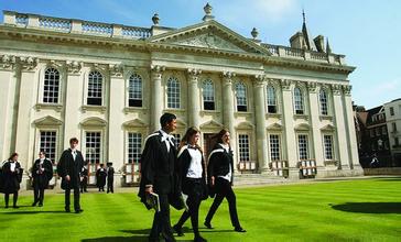 英国留学申请学校，英国留学申请学校个数