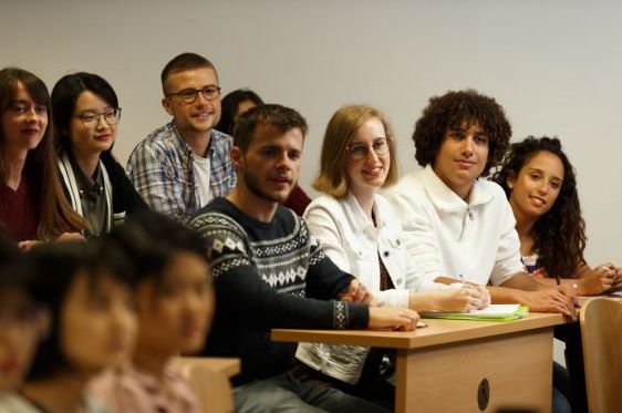 留学IFY，留学生购车免税车