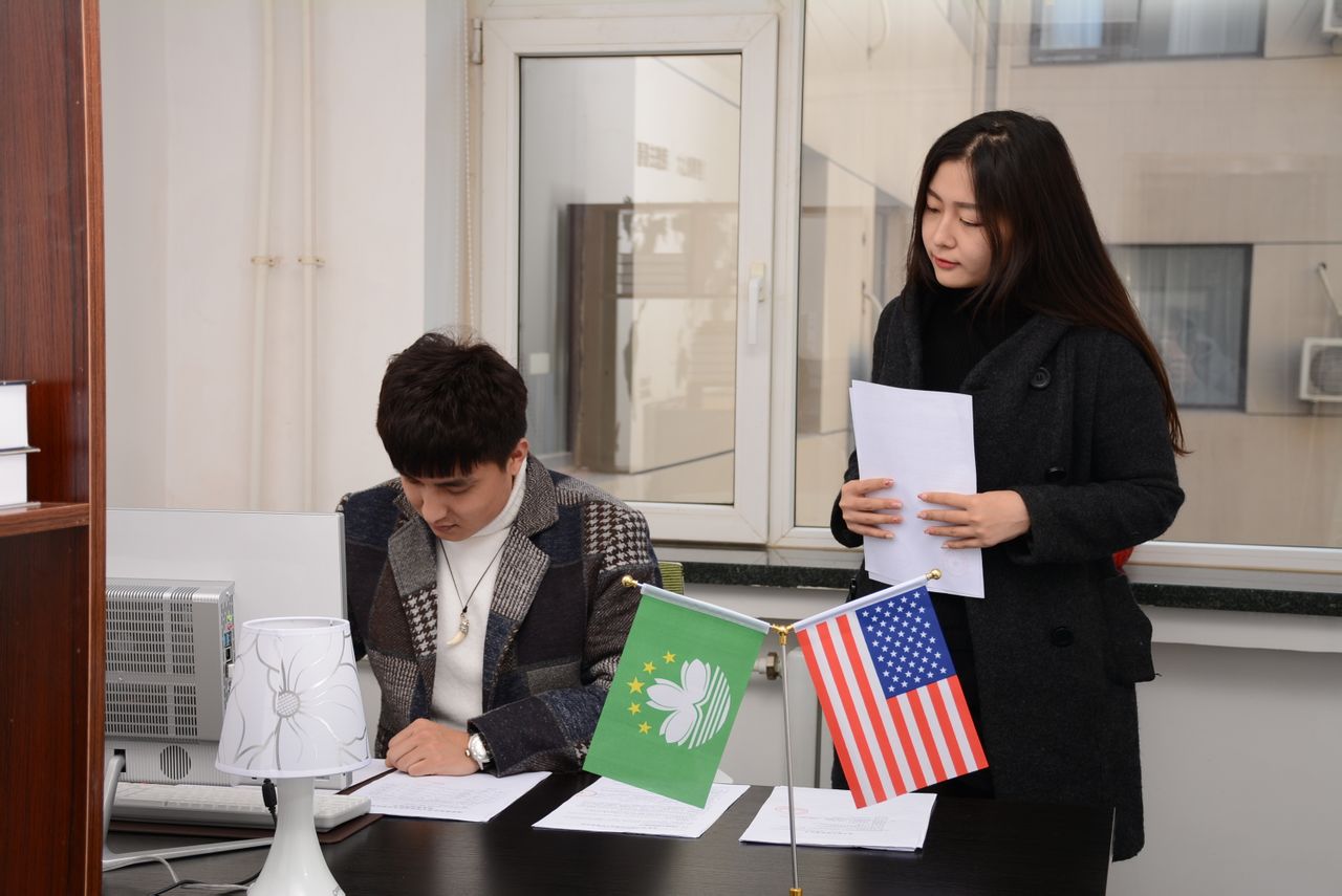 出国留学毕业证翻译，出国留学毕业证翻译公证需要几份