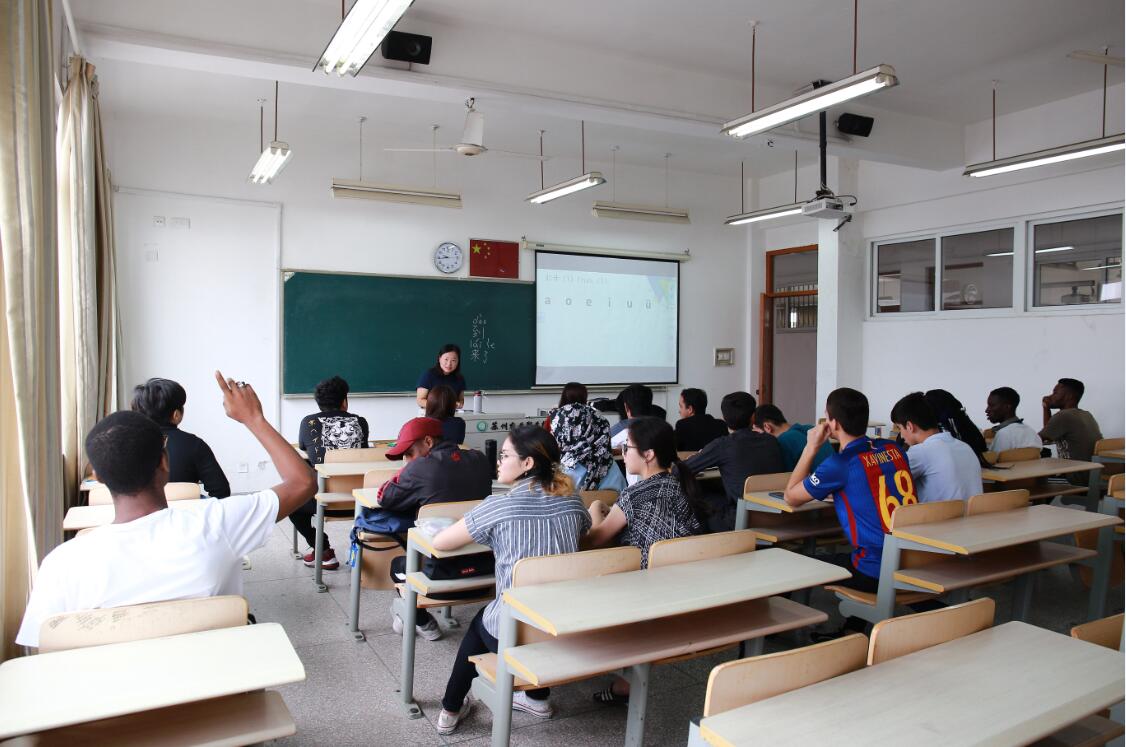 留学生课堂，留学生课堂自我介绍