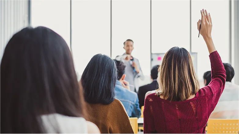 英国留学怀孕，英国留学期间怀孕