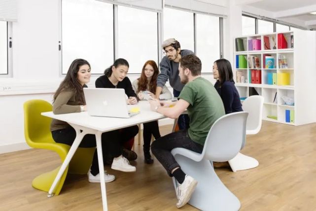 艺术留学班，艺术留学班主任工作内容