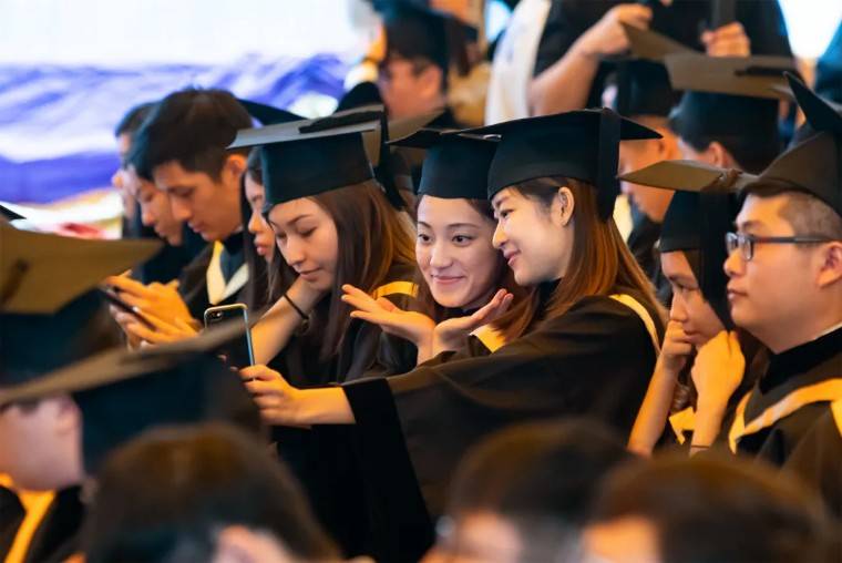 大陆留学生，大陆留学生子女在台湾读高中