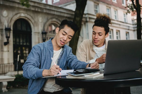 工作之后可以出国留学，工作之后出国留学社保怎么办