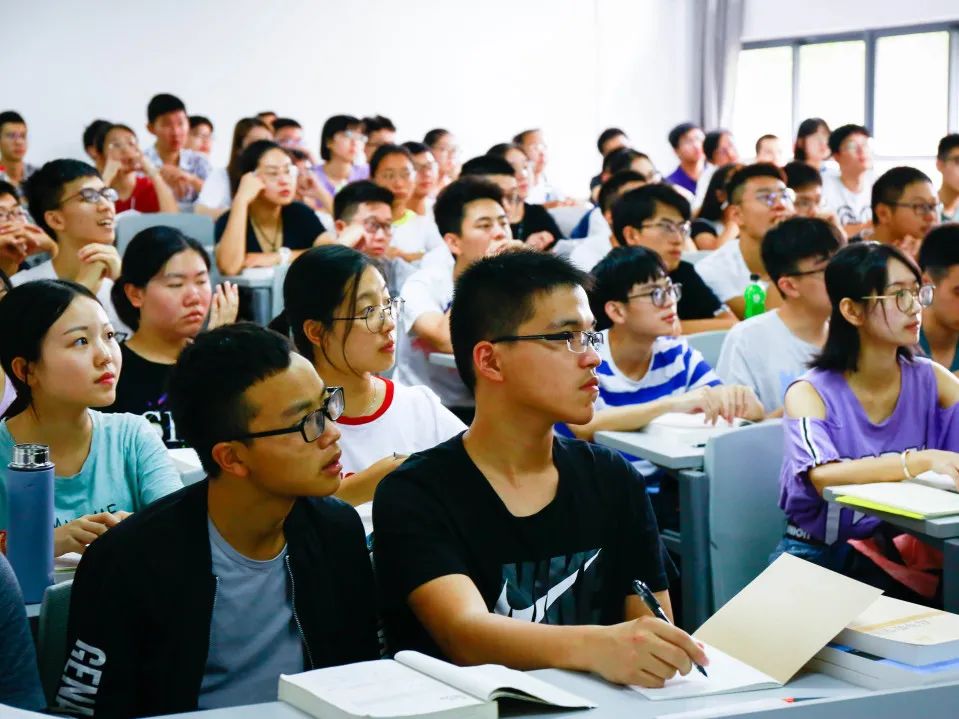 区块链卓越人才特训营考试，区块链人才培养考试2020