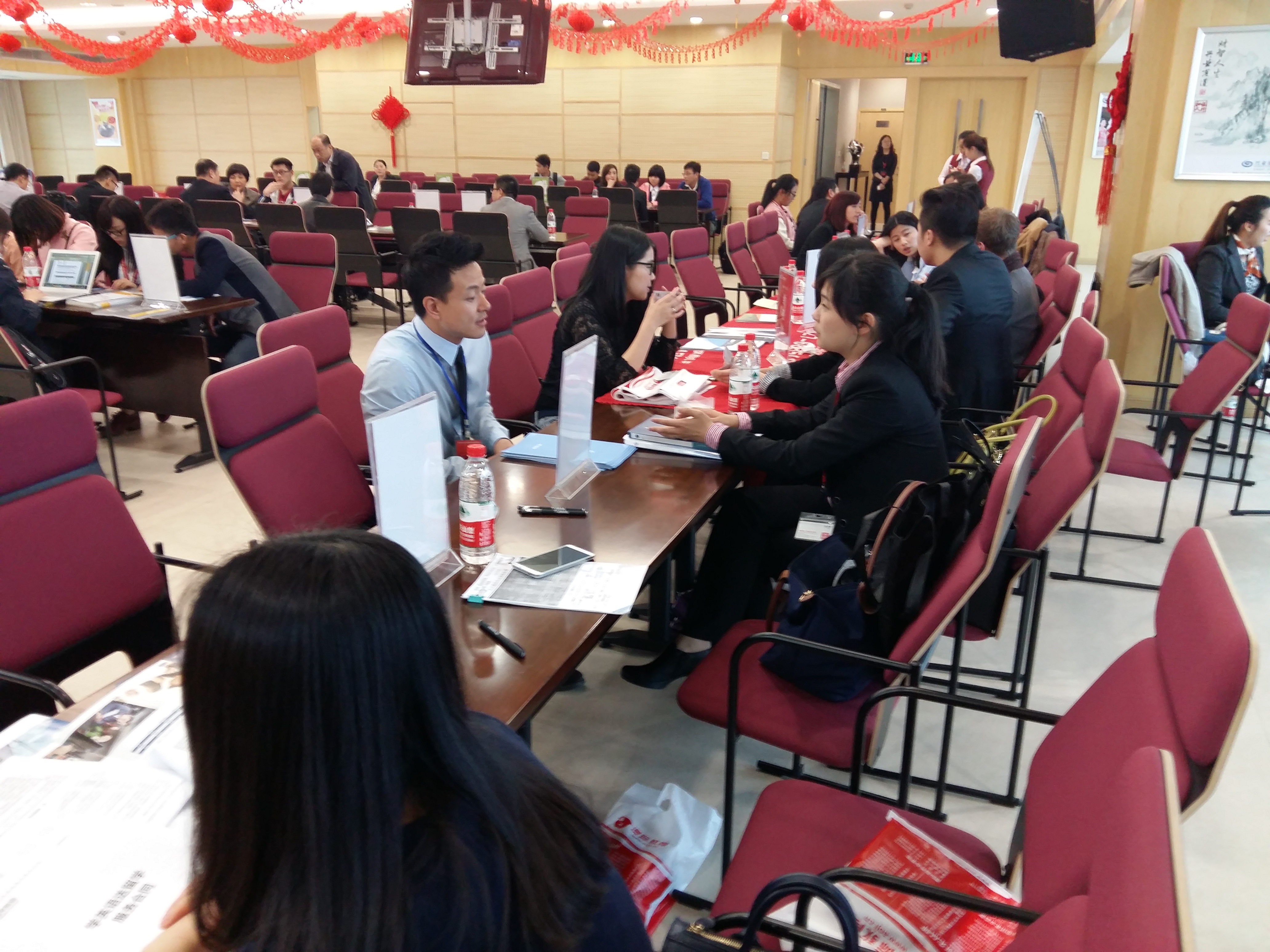 兆龙留学武汉，兆龙移民公司官网