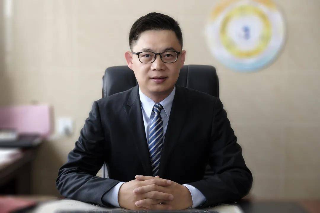 雅力留学专家，雅力教育集团李远
